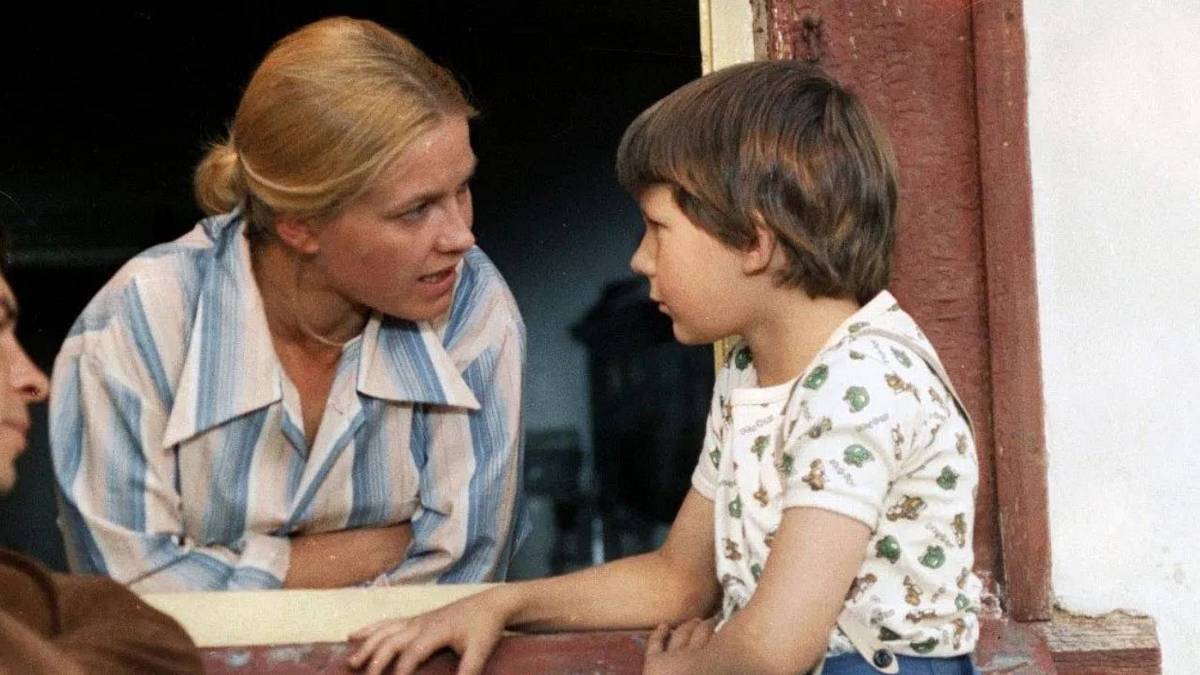 Hvězda, která ztvárnila nejdojemnější maminku českého filmu. Její skutečný příběh je mnohem silnější Hvězda, která ztvárnila nejdojemnější maminku českého filmu. Její skutečný příběh je mnohem silnější