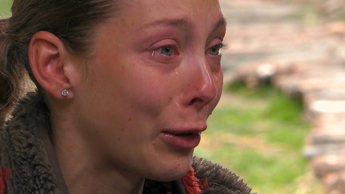 Na farmu dorazil známý kuchař a „celebrity“. Veve půjde opět spát do lesa Na farmu dorazil známý kuchař a „celebrity“. Veve půjde opět spát do lesa