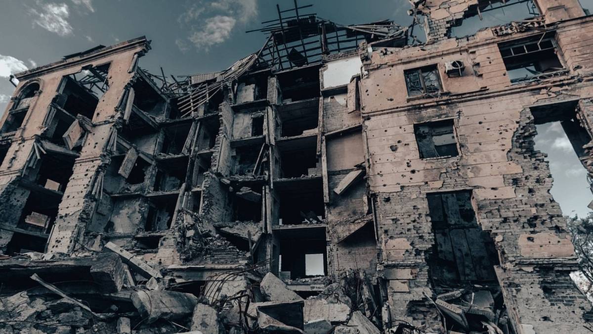 Jsme hloupý národ, odkrývá Velký vlastenecký výlet. Válka není podvod, naopak, sami jsme ve válce Jsme hloupý národ, odkrývá Velký vlastenecký výlet. Válka není podvod, naopak, sami jsme ve válce