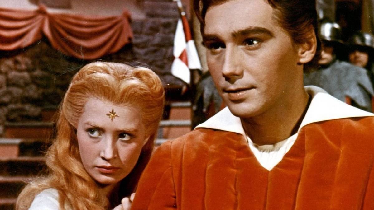 Češi ji milovali, ale ona si vybrala samotu a obyčejný život. Skutečný příběh filmové princezny Češi ji milovali, ale ona si vybrala samotu a obyčejný život. Skutečný příběh filmové princezny
