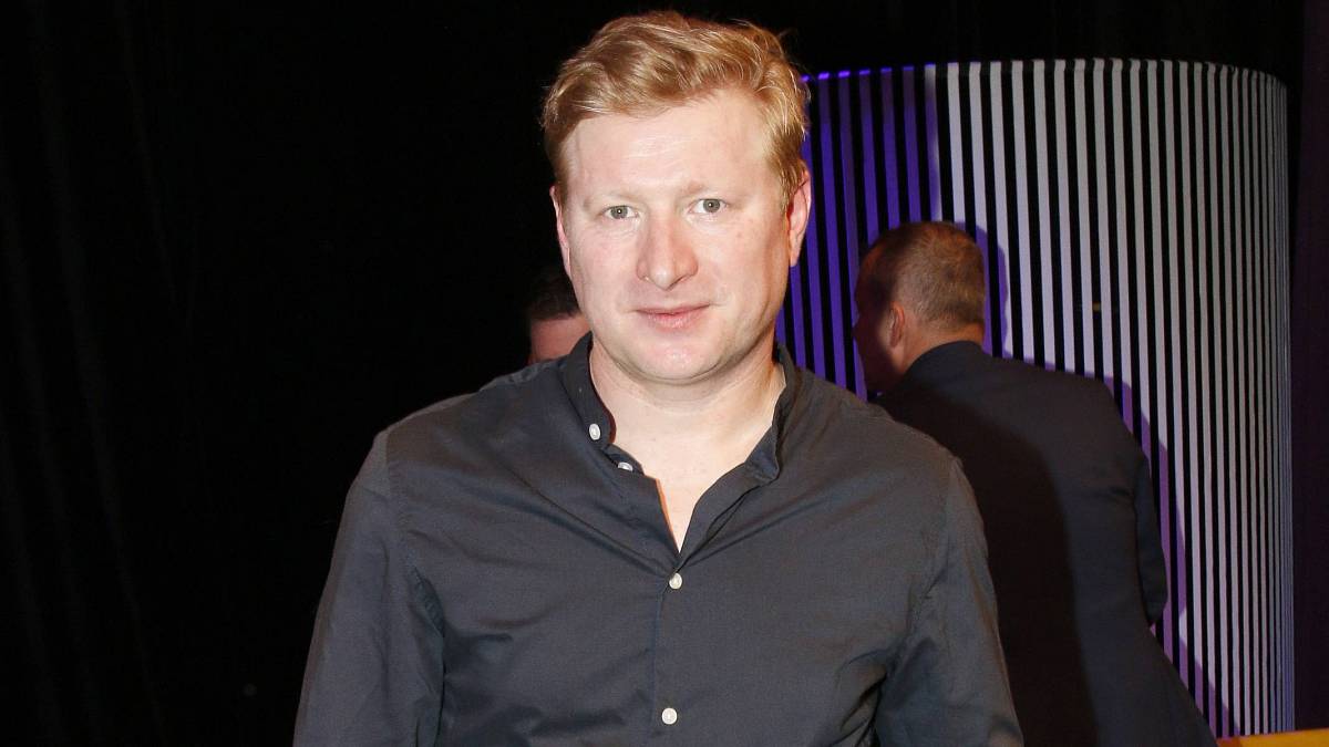 Ladislav Hampl se rozvedl s krásnou producentkou. Důvod je jen těžko uvěřitelný Ladislav Hampl se rozvedl s krásnou producentkou. Důvod je jen těžko uvěřitelný