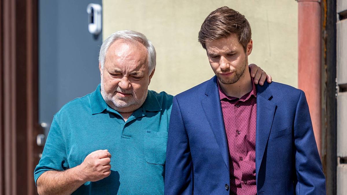 Zítra v Ulici: Ve čtvrtek si Lumír posvítí na nepřítele a Soňa má ve škole špeha Zítra v Ulici: Ve čtvrtek si Lumír posvítí na nepřítele a Soňa má ve škole špeha