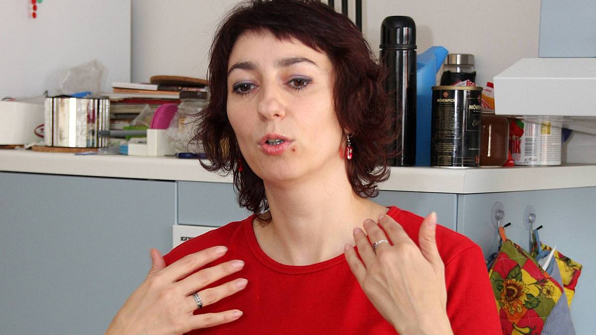 Svou rodinu si střeží jako největší poklad a přestože si nikdy neužila role princezen, diváky si získala komediálním talentem Svou rodinu si střeží jako největší poklad a přestože si nikdy neužila role princezen, diváky si získala komediálním talentem