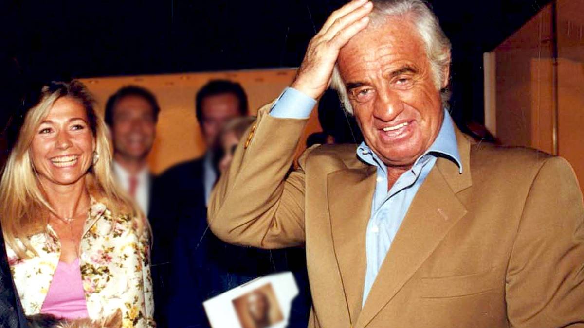 Než dnes večer bezmyšlenkovitě přepnete na nesmysl, pusťte si tohle špionážní drama s legendárním francouzským hercem v hlavní roli