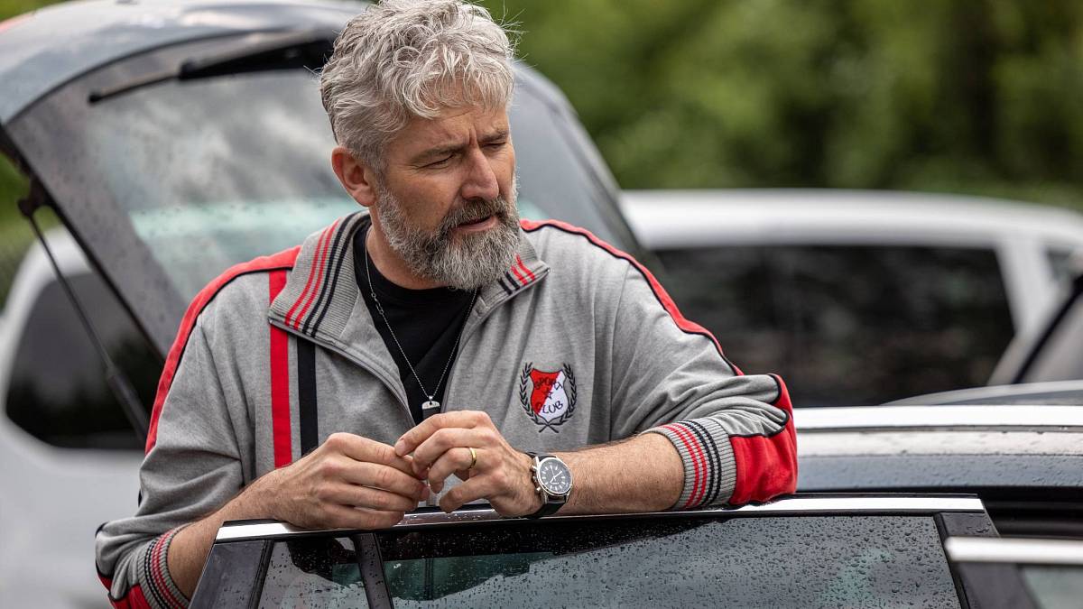 Bratři a sestry: Kolika dalším ženám ve městě asi doktor Sojka pomohl k vysněnému dítěti