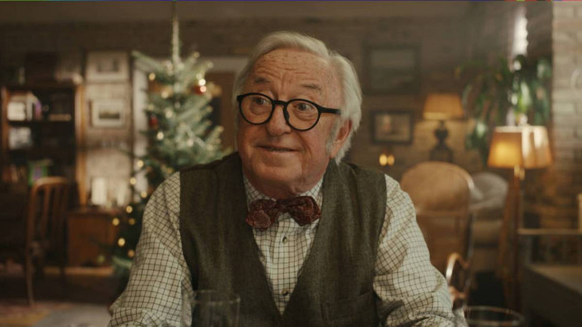 Podzimní filmová pecka: Když jde o vnuka, stárnoucí hlava rodiny motivuje své děti pěknou sumičkou