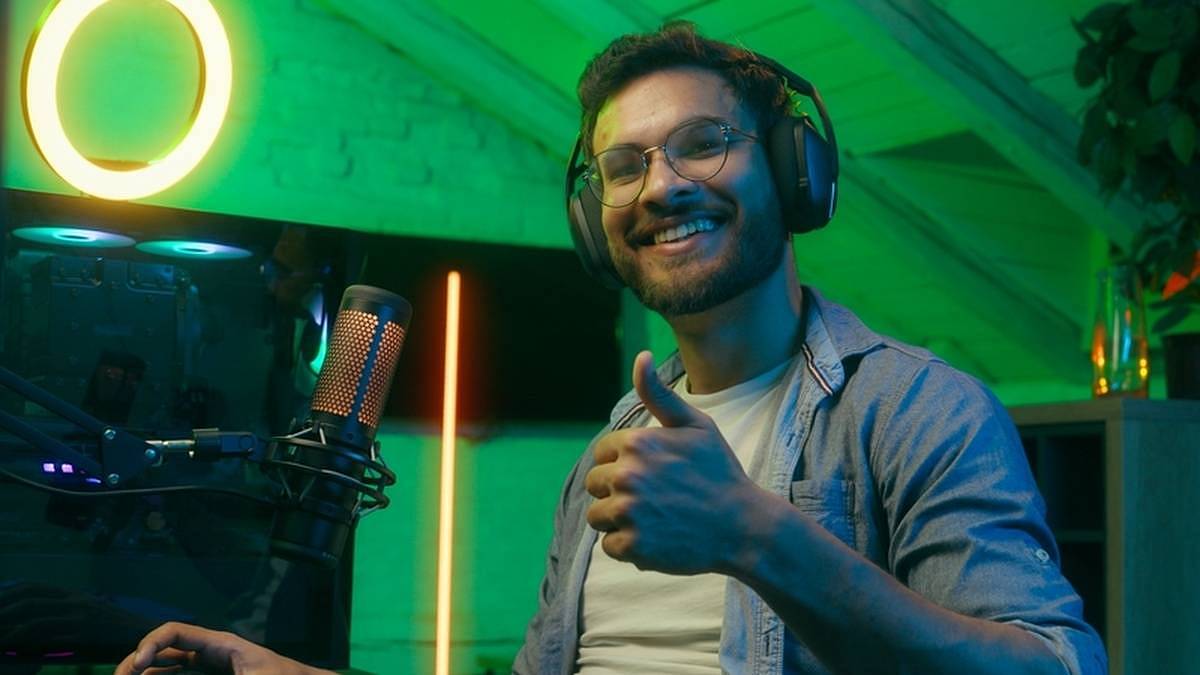 České herní studio doslova trhlo všechny rekordy. Kingdome Come: Deliverence II vydělalo miliardu a míří k titulu hra roku České herní studio doslova trhlo všechny rekordy. Kingdome Come: Deliverence II vydělalo miliardu a míří k titulu hra roku