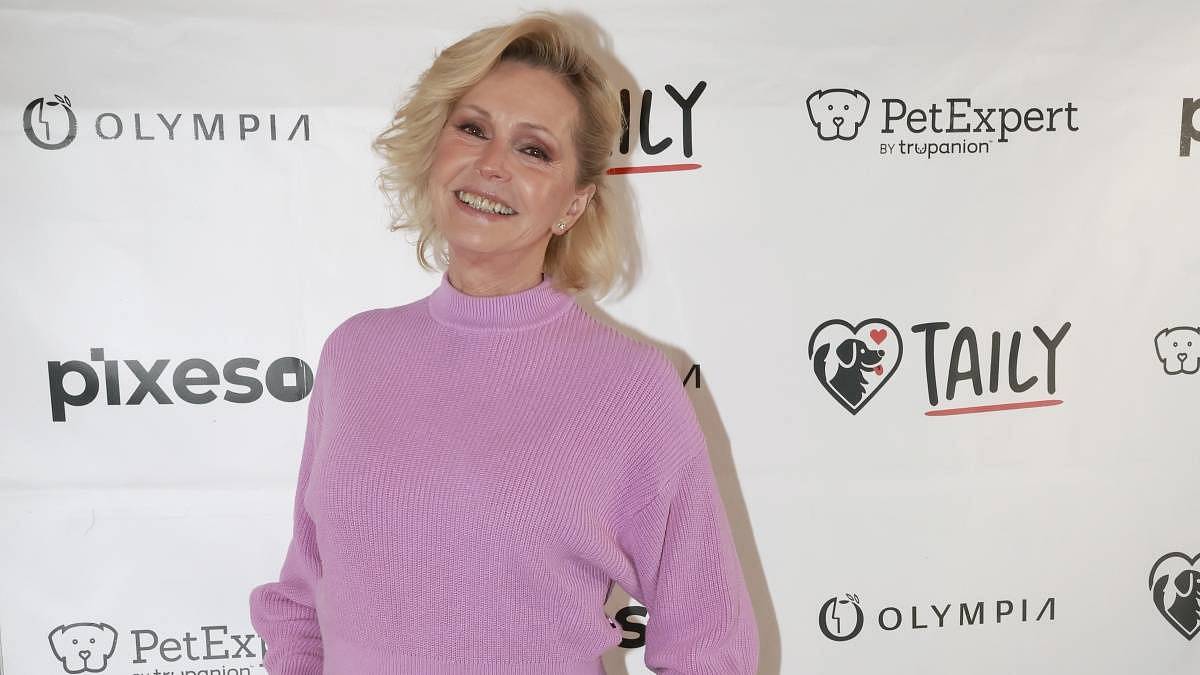 Šíleně smutná princezna, která se nikdy nevzdala trůnu českého popu Šíleně smutná princezna, která se nikdy nevzdala trůnu českého popu