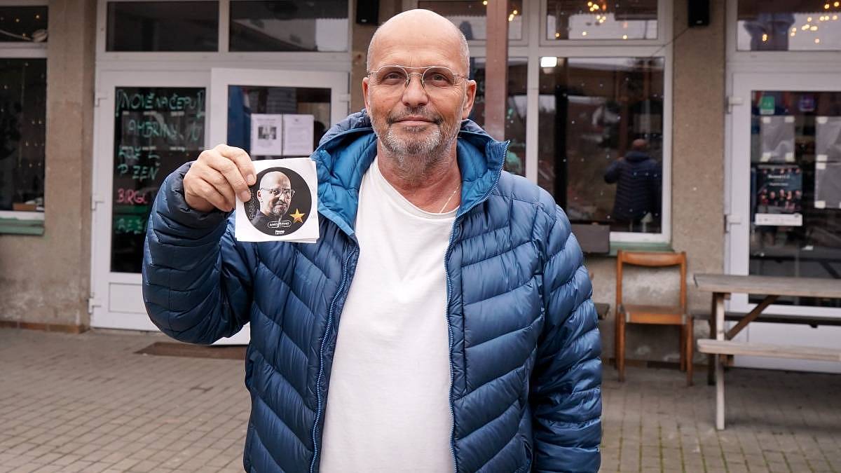 Ano, šéfe: Když má hospoda duši a šéf trpělivost, stane se zázrak Ano, šéfe: Když má hospoda duši a šéf trpělivost, stane se zázrak