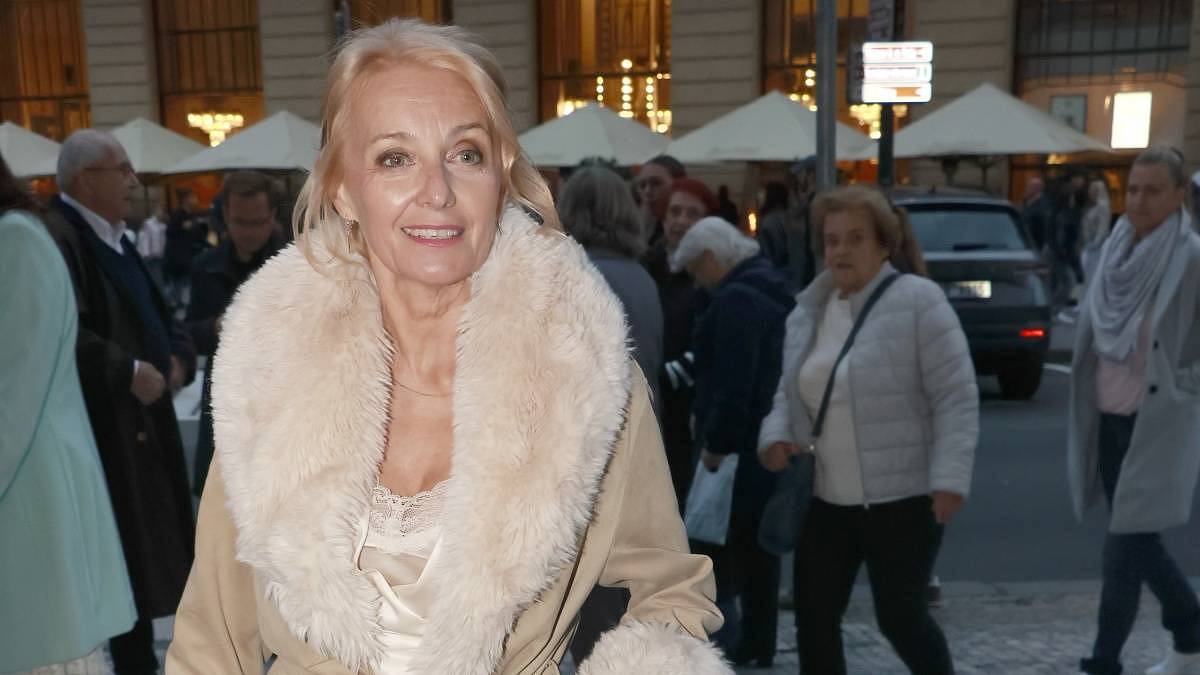 Změnila se, nebo zůstala stejná? Podívejte se na fotky oblíbené české herečky