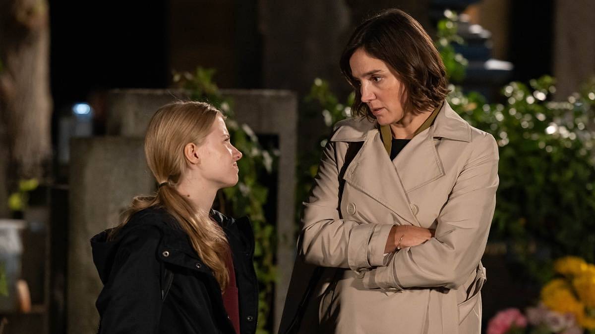 Zítra v Ulici: V pátek nás čeká Halloween v Coolně, hádka na hřbitově a rána do srdce Zítra v Ulici: V pátek nás čeká Halloween v Coolně, hádka na hřbitově a rána do srdce