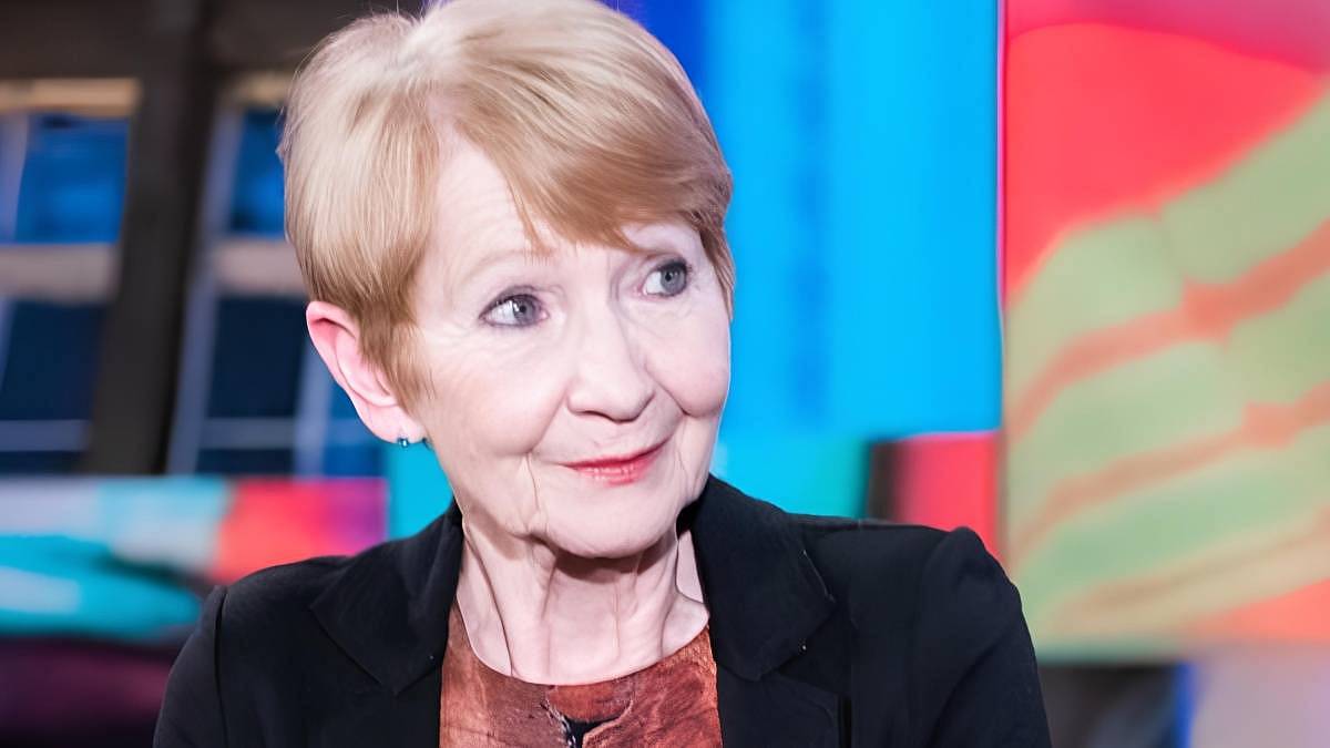 Z jedné fotky dýchá mládí, z druhé zkušenost. Daniela Kolářová v čase