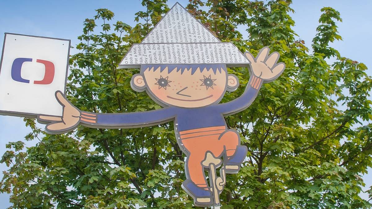 Poznáte večerníček? Skotské dudy, lochnesska a Matěj s Pavlínkou