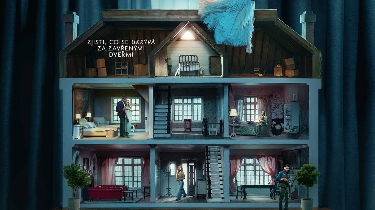 Pomocnice: Sydney Sweeney vstupuje do domu plného tajemství