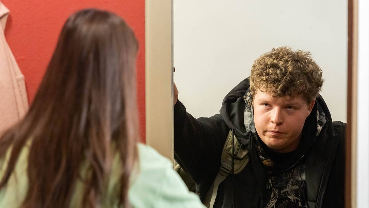 Zítra v Ulici: Ve středu Kolda dostává kopačky a Linda v kurzu kreslí nahé chlapy