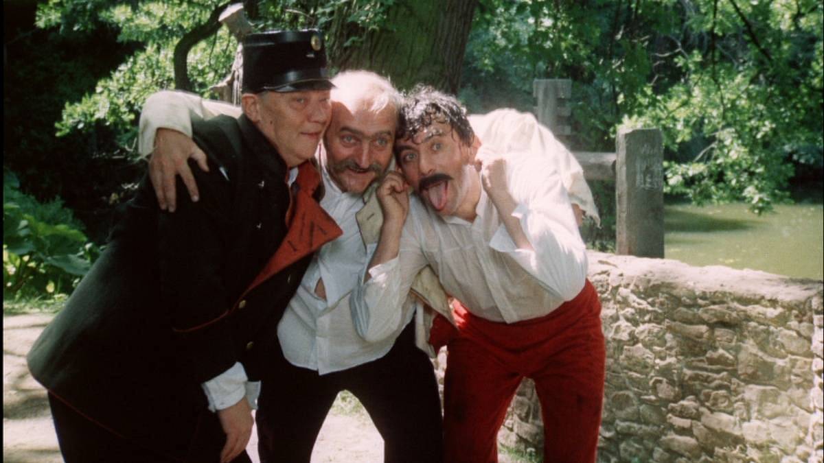 Kvíz: Legendární pohádka Tři veteráni oslavila 40 let. Jak dobře si ji pamatujete?