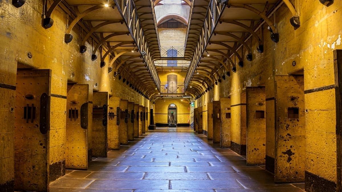 Daniel Craig a Cillian Murphy chystají společný film. Špinavý a drsný