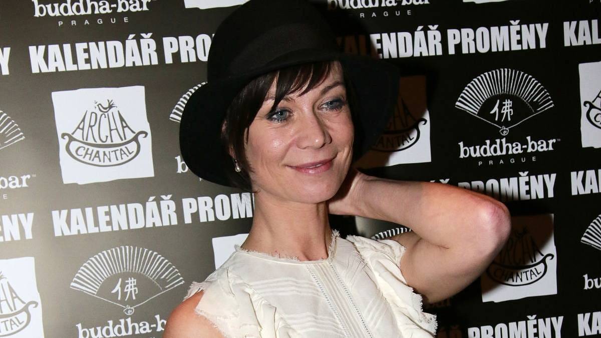 Toto je nejúžasnější postava z Ulice. V seriálu i v soukromí si prošla peklem a sama nad ním dokázala zvítězit