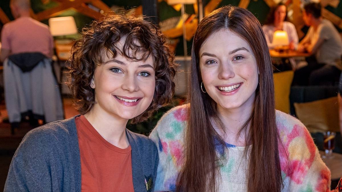 Vztah ve třech vytáčí Česko do běla! Herečky z Ulice vyhledaly pomoc psychologa