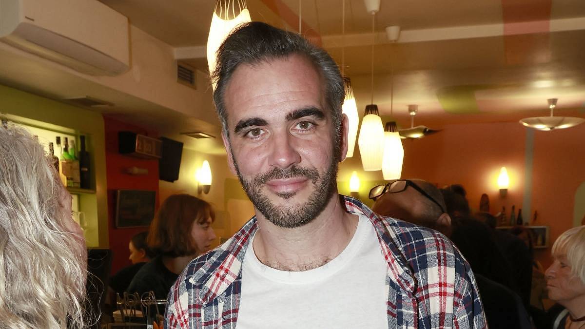 Milé dámy, tak tohle v Ulici ještě nebylo. Přichází krasavec, který zamotá hlavu Adrianě, a vy budete jen tiše závidět