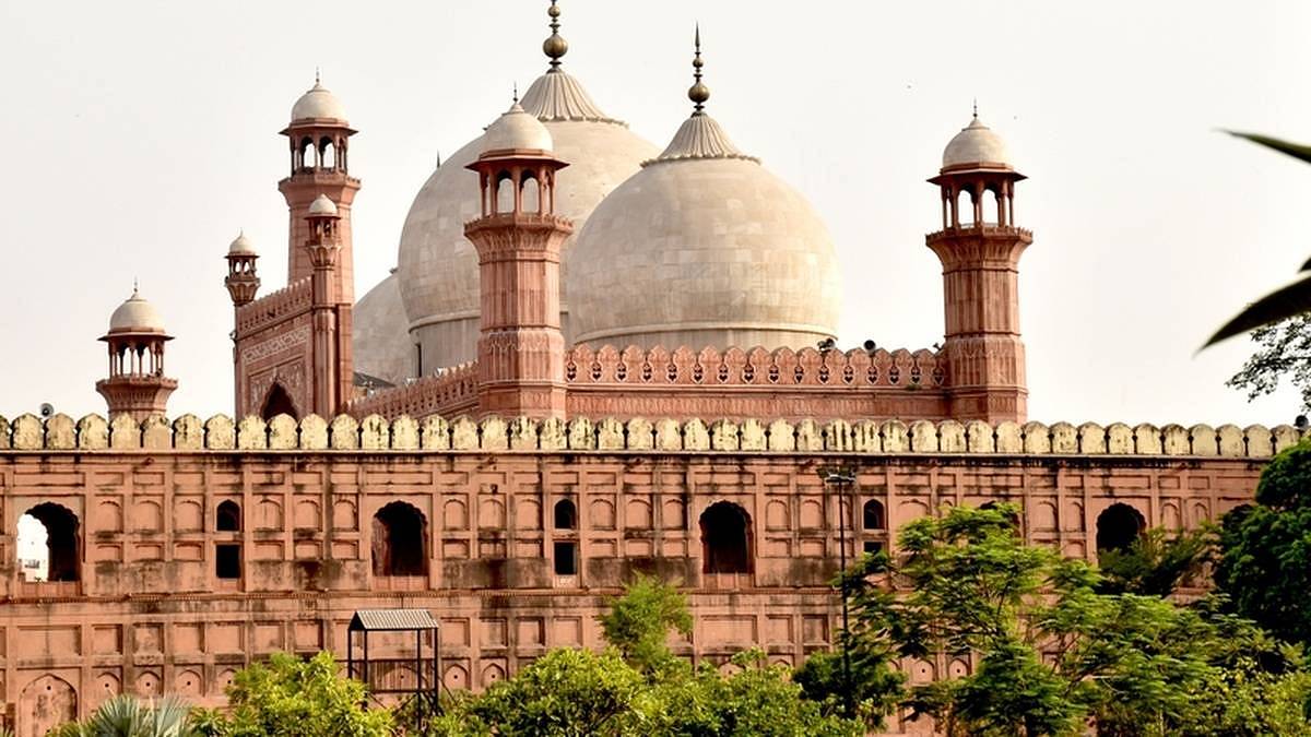 Kdo si zítra ve 20:00 nezapne Prima Max, prošvihne životní šanci. Poběží bezkonkurenčně nejlepší bondovka všech dob