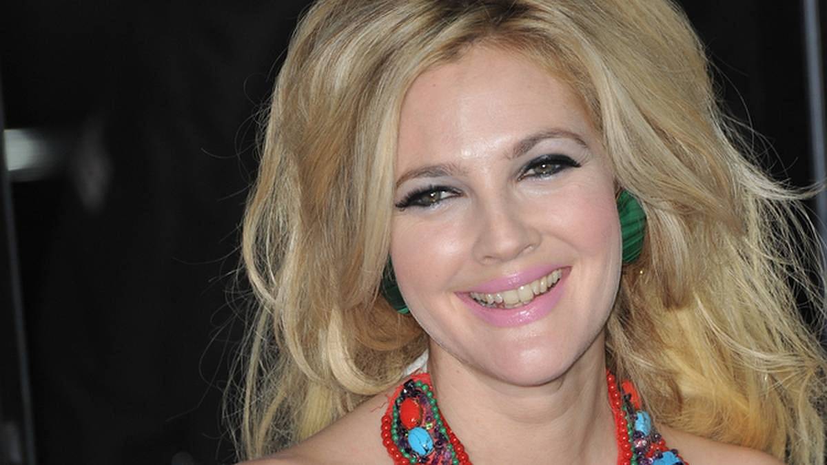 V devíti cigarety, ve dvanácti kokain. Tato herečka měla štěstí a dětství v Hollywoodu přežila, dodnes se léčí