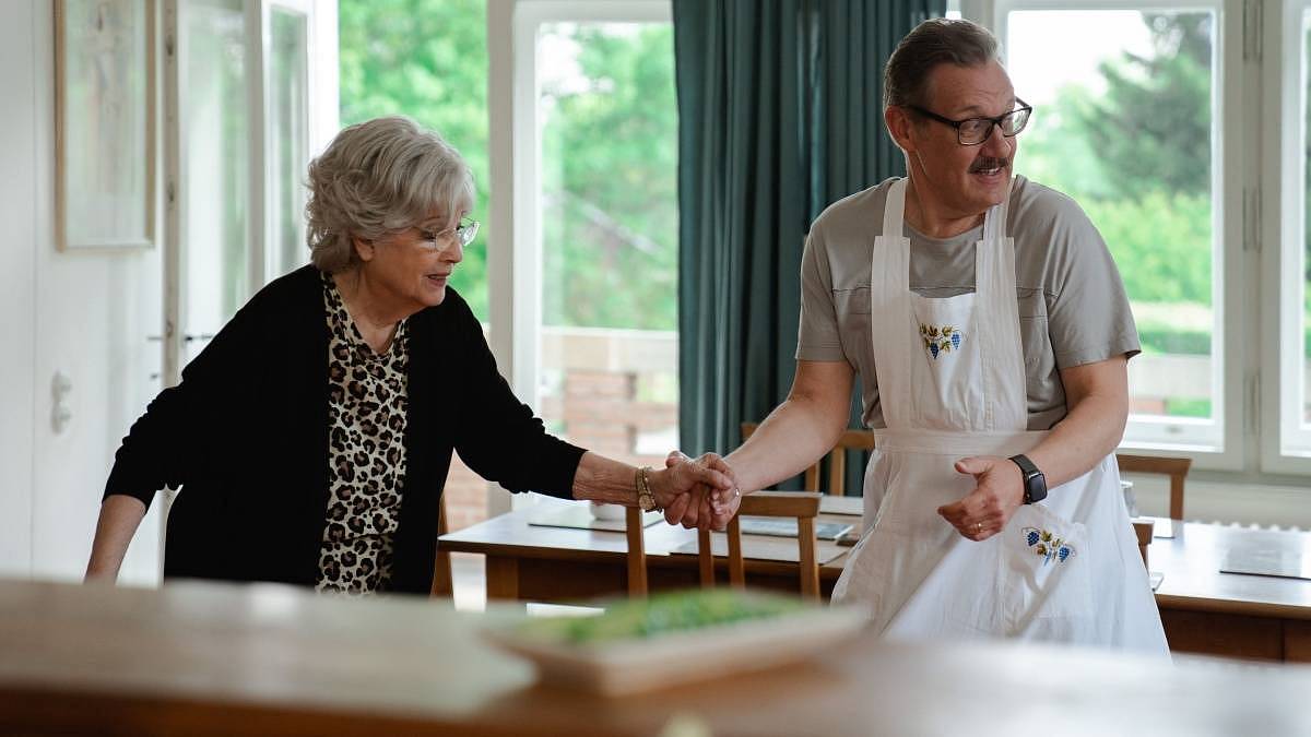 Kam se hrabou Pelíšky. Jan Hřebejk točí sedmidílný seriál, který bude ještě větší pecka
