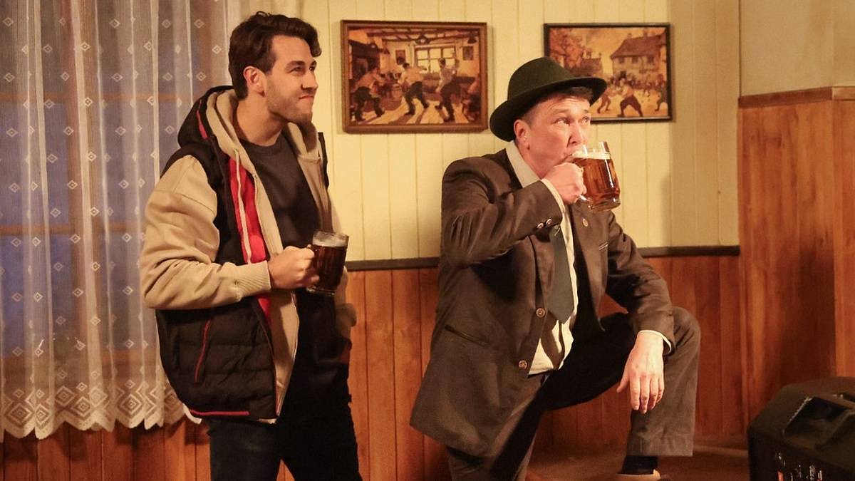 Drbárna ze Strání – Kamarádi: Majer předává otěže firmy, Veronika je plná obav a Buchtová chce hrát ve filmu