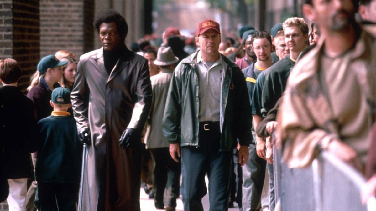 Dnes večer se na Nova Cinema rozjede film, který je tajemnější než hrad v Karpatech, a půjde vám z něj hlava kolem