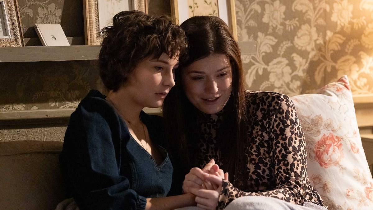 Tahle trapná dějová linie se nám nelíbí, zuří diváci Ulice. Krásné herečce neodpustili, ani když má narozeniny