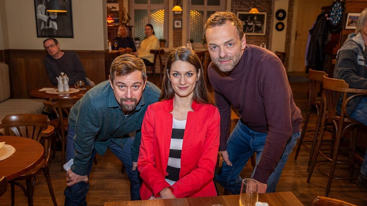 Zítra v Ulici: Ve čtvrtek někdo ukradne dámské vložky a uvidíme i holčičí líbačku