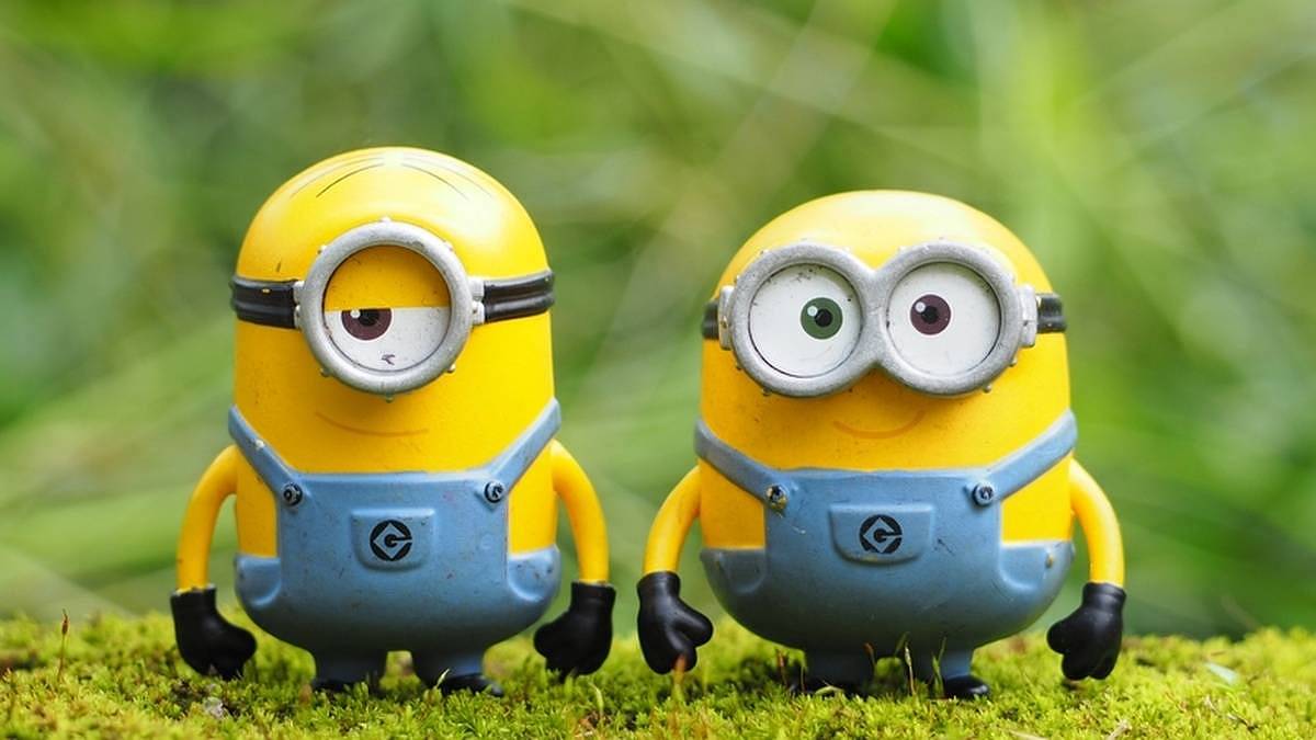 Mimoni a monstra mají venku trailer. V létě vtrhnou do kina. První reakce diváků jsou rozpačité