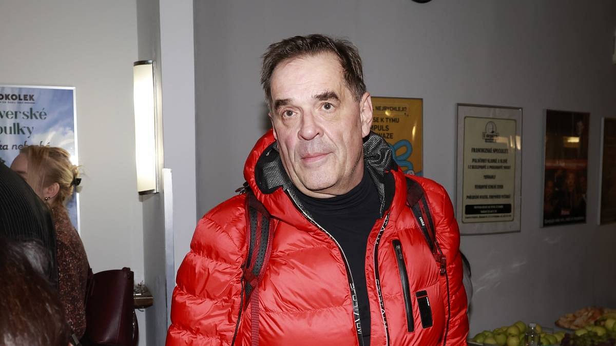 Fotokvíz: Poznáte je i po více než 20 letech? Vyzkoušejte, jak dobře znáte tváře z Pojišťovny štěstí