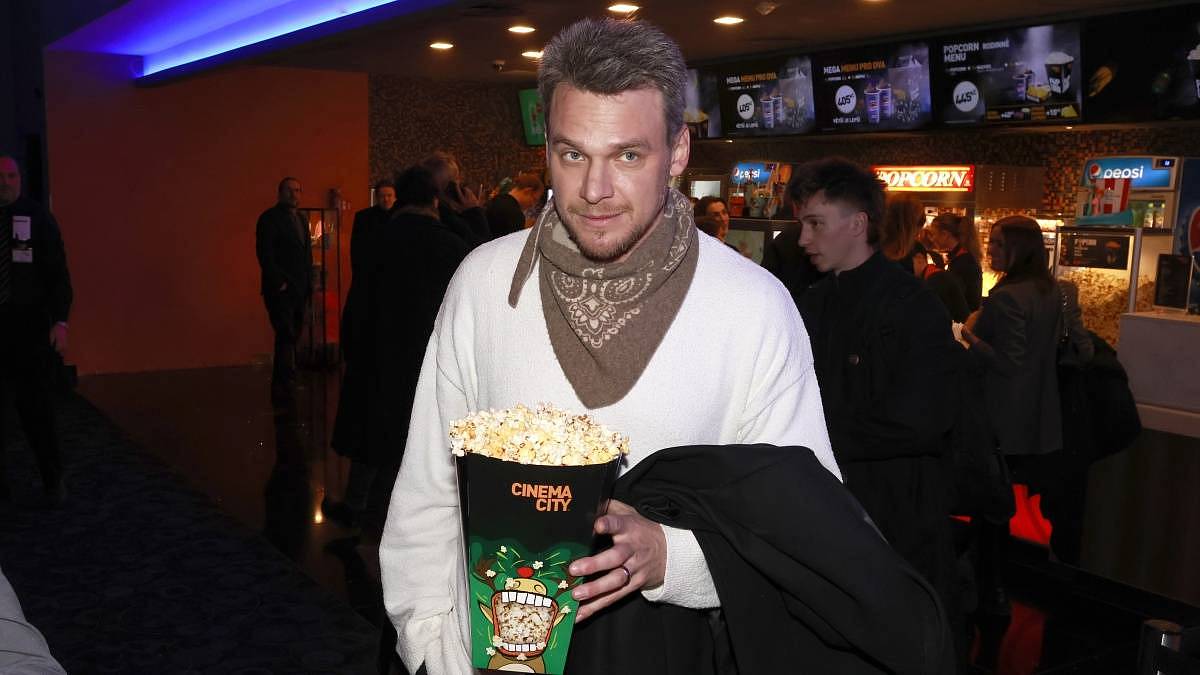 Inspekce: Vojtěch Dyk vtrhne mezi zkorumpované policisty. Prima už pozítří odpálí seriálový hit roku