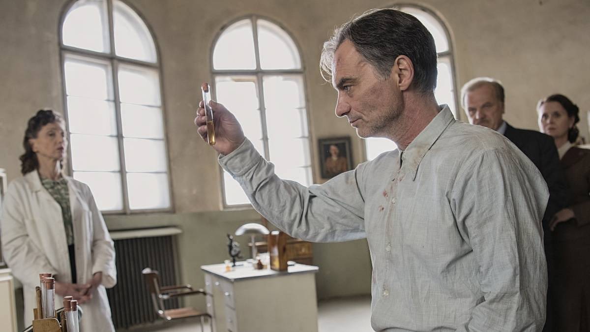 TV tip: Za tento film měl Ivan Trojan dostat Oscara. Kdo si ho utéct, bude litovat do konce života