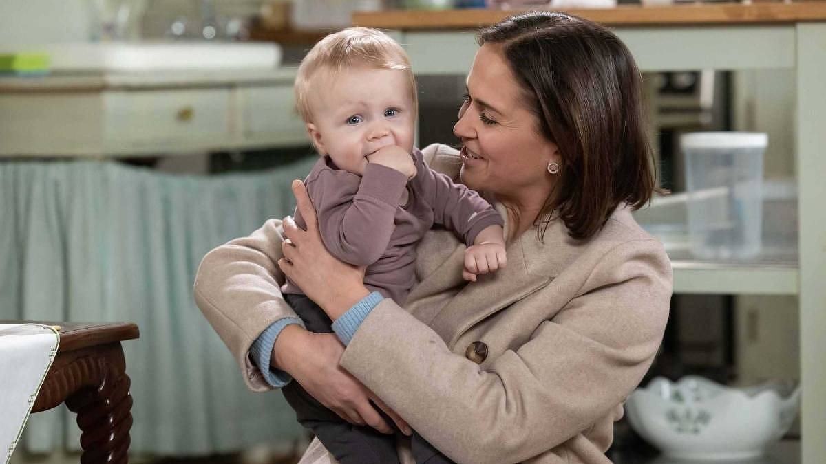 Dnes v Ulici: Adriana se vloupá do bytu svého nájemníka a Vanda se po pár týdnech shledá se svou dcerou