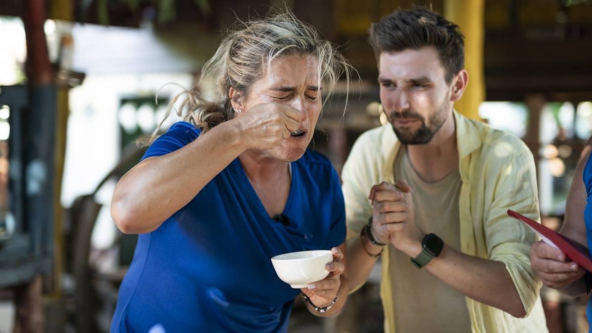 Mravenci na talíři. Soutěžící v Asia Express zažili peklo