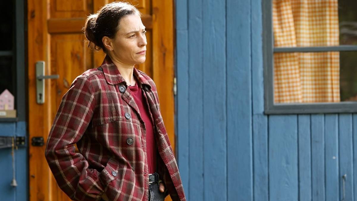 Polabí: Vážná dopravní nehoda mění plány hned několika rodin