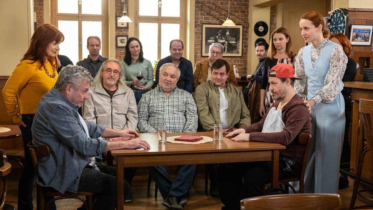 Ulice: Sázka na žranici se tvůrcům nevyplatila. Diváci jsou znechucení