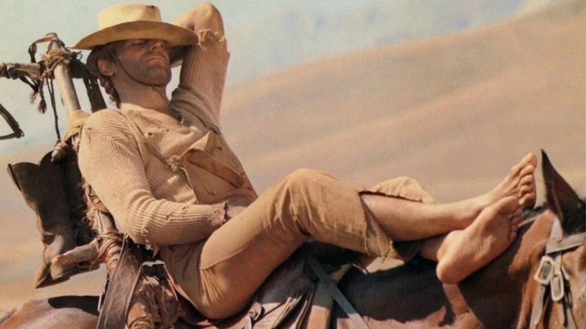 Smáli se mu kritici, milovali ho diváci. Tento western se vrací jako legenda, která změnila žánr