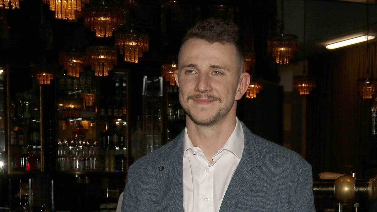 Jakub Štáfek: Zmlácený v kleci a strach o dceru. Drsný pád a vzestup největšího rebela českého šoubizu