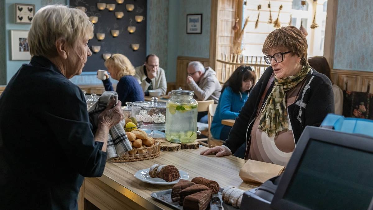 Urbanka je zpět v Ulici. Je to mrcha, myslí si diváci i její představitelka