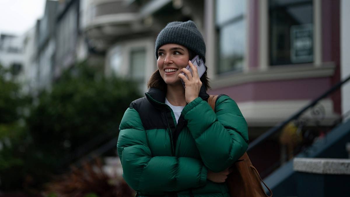 Zapomenuté vzkazy, osudová náhoda a láska. Netflix uvádí kandidáta na nejromantičtější komedii léta