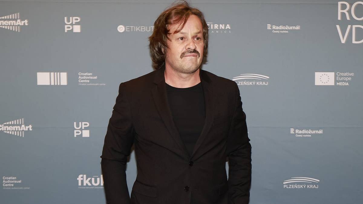 Tomáš Bambušek je nejen hercem, ale i malířem. Jeho dcery mají neobvyklá jména