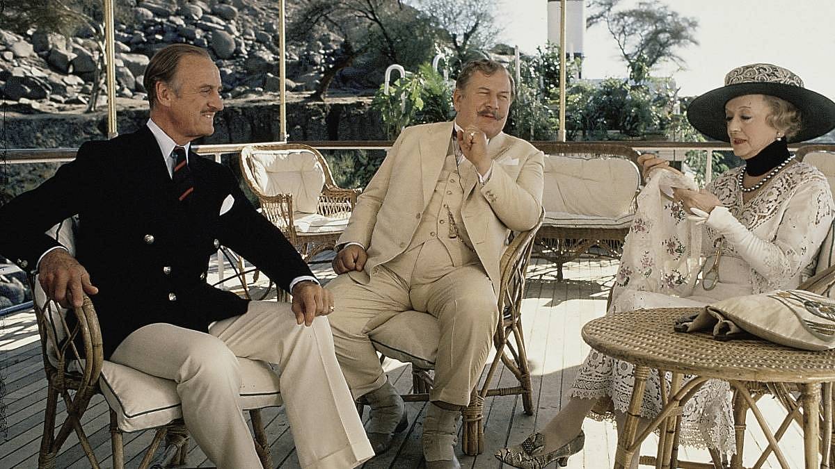 Zítra ve 21:45 se Česko přilepí k TV: ČT2 vysílá nejlepší detektivku historie