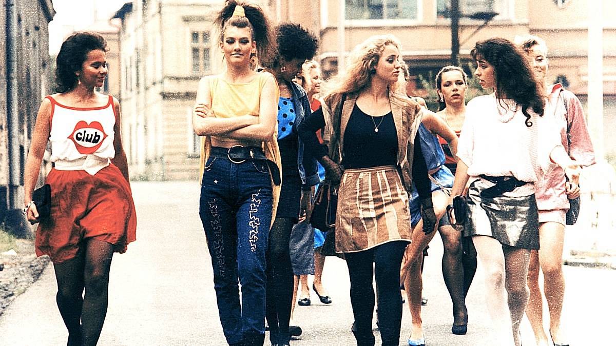 Nostalgie z konce 80. let. Film Čekání na Patrika nabídne skvělý soundtrack i známé tváře