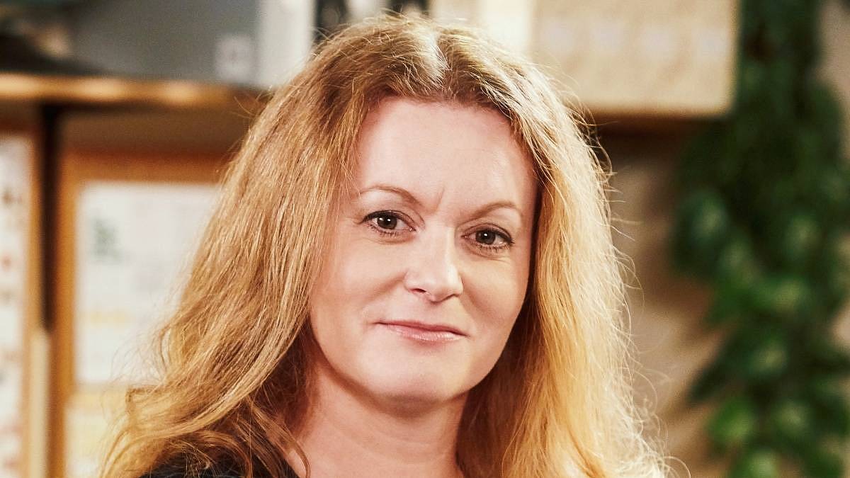 Pečlivá učitelka z Ulice oslavila narozeniny. Zažila několik nešťastných lásek