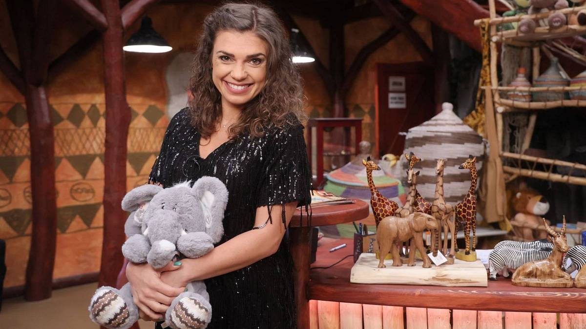 ZOO: Seriálová rodinka se rozrůstá. Po rebelce Viky se na mateřství chystá i Marika, kterou hraje Denisa Pfauserová ZOO: Seriálová rodinka se rozrůstá. Po rebelce Viky se na mateřství chystá i Marika, kterou hraje Denisa Pfauserová