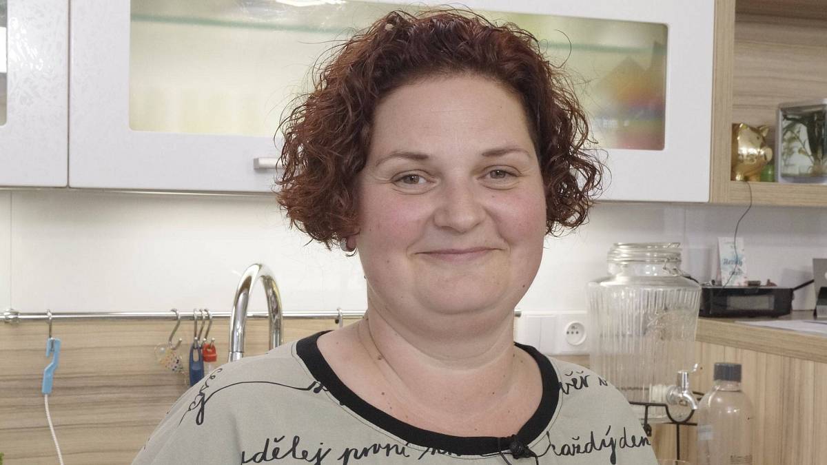 Úterní Prostřeno u Renaty: Hostitelka si od hostů vyslechla chválu, diváci jí ale trošku záviděli a byli kritičtější Úterní Prostřeno u Renaty: Hostitelka si od hostů vyslechla chválu, diváci jí ale trošku záviděli a byli kritičtější