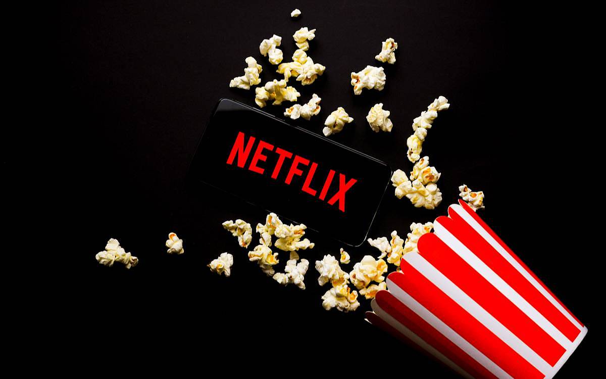 Zatím nejúspěšnější filmy tohoto roku na Netflixu. Co opravdu stojí za zhlédnutí?